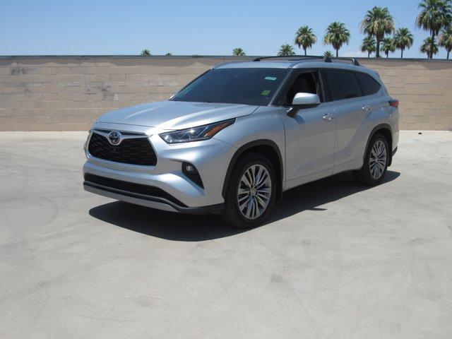 Thumbnail image of 2022 Toyota Highlander at HondaOfSuperstitionSpringsUSED of Mesa, AZ