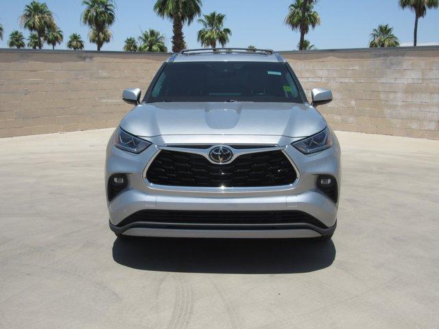 Thumbnail image of 2022 Toyota Highlander at HondaOfSuperstitionSpringsUSED of Mesa, AZ