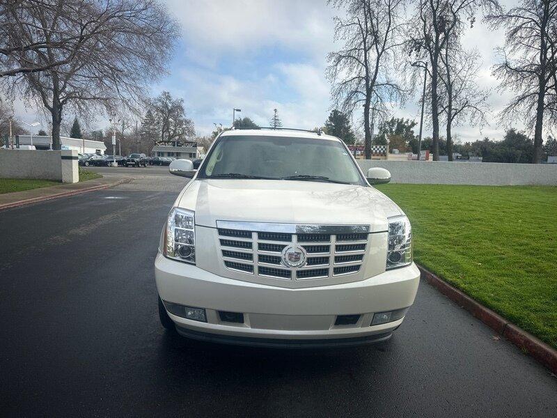 Thumbnail image of 2009 Cadillac Escalade at Discover Auto Sales