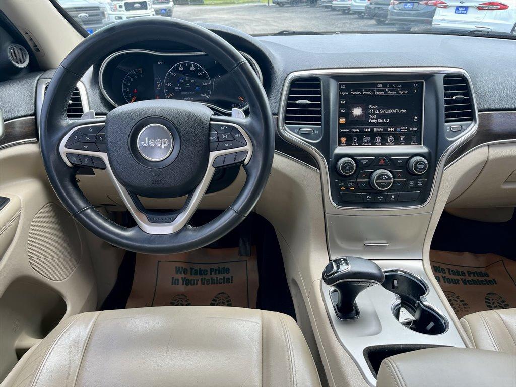 Thumbnail image of 2015 Jeep Grand Cherokee at B & L Auto Sales