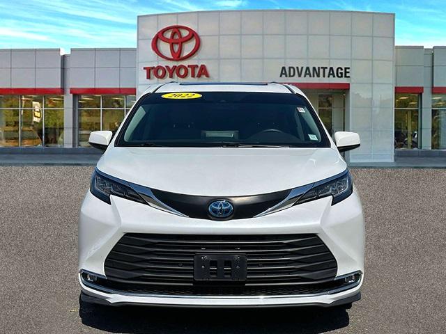 Thumbnail image of 2022 Toyota Sienna at Advantage Toyota Scion