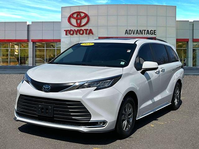 Thumbnail image of 2022 Toyota Sienna at Advantage Toyota Scion