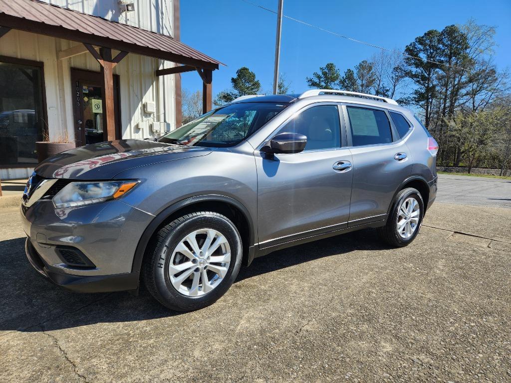 Thumbnail image of 2015 Nissan Rogue at Car Corner