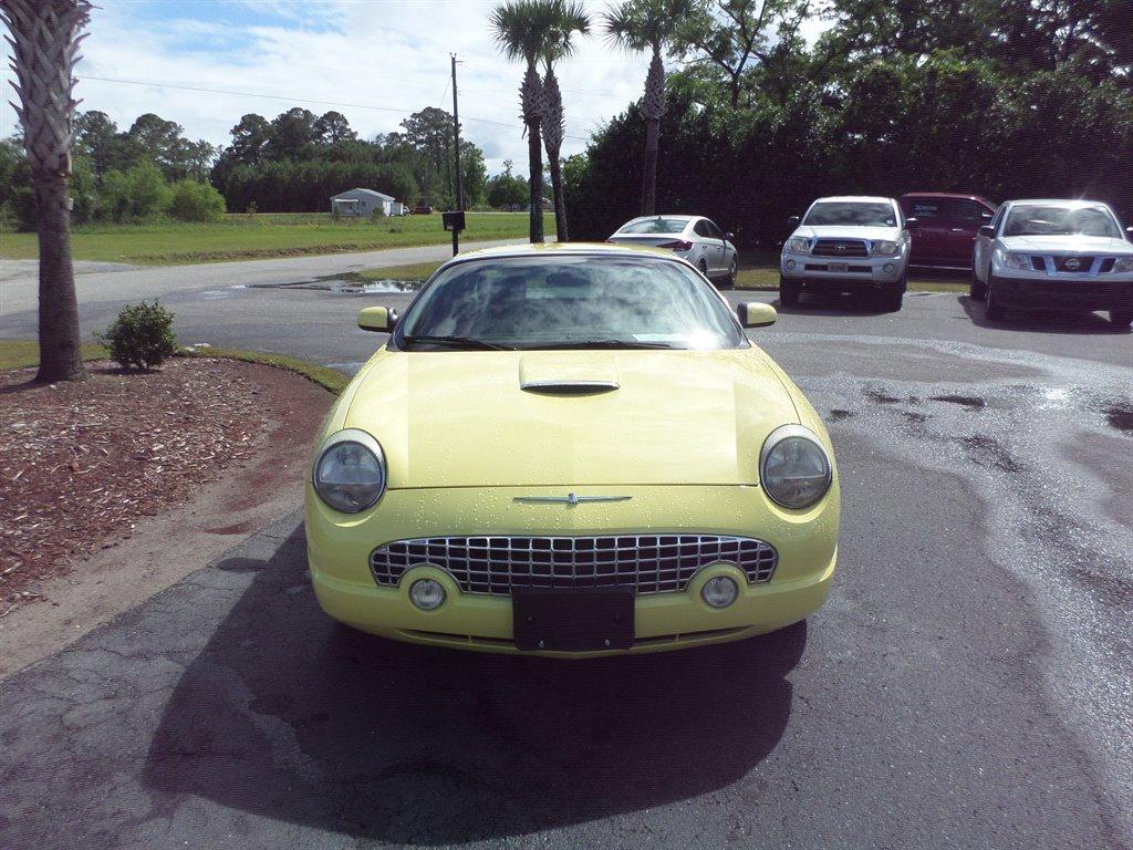 Thumbnail image of 2002 Ford Thunderbird at 1st Choice Auto Sales