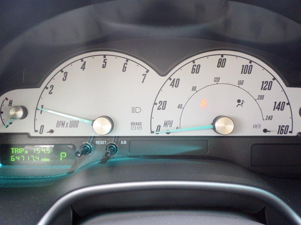 Thumbnail image of 2002 Ford Thunderbird at 1st Choice Auto Sales