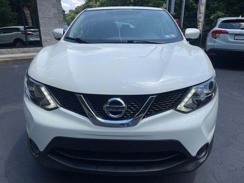Thumbnail image of 2017 Nissan Rogue Sport at Knight Motors, LP