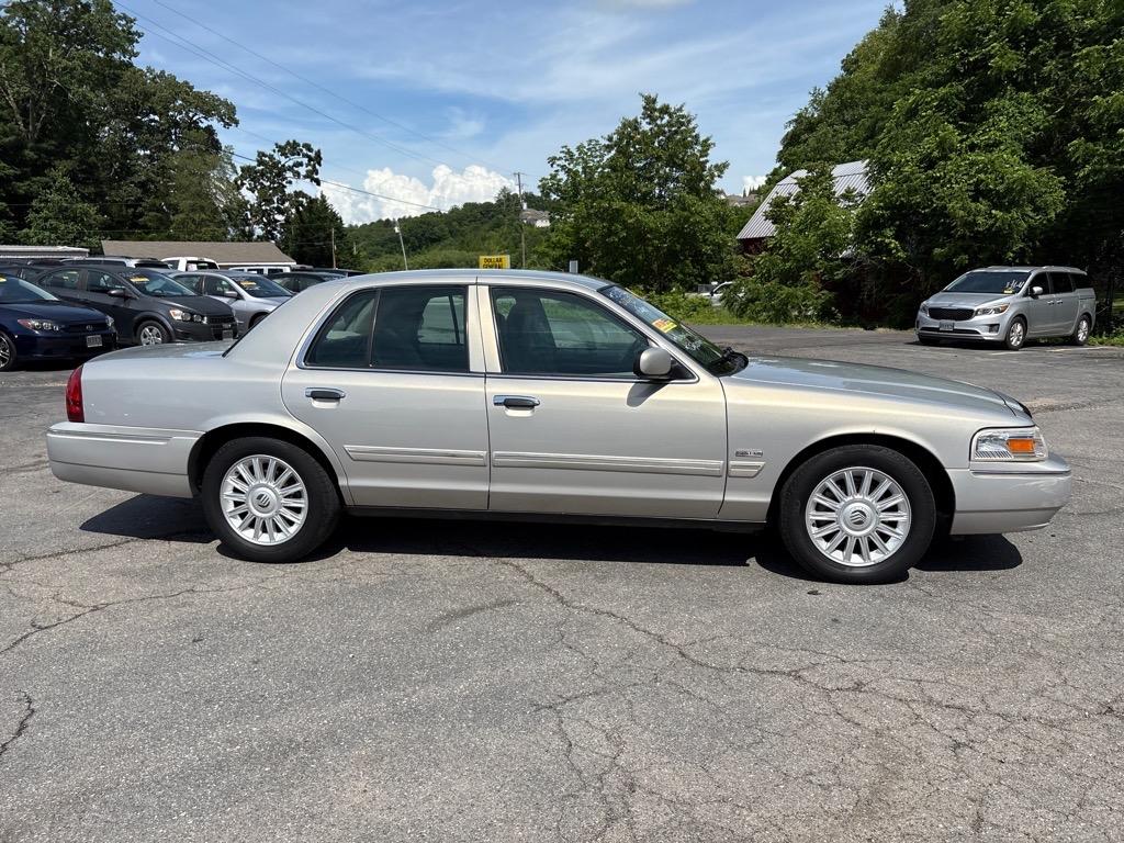 Thumbnail image of 2010 Mercury Grand Marquis at Jeff's Auto Sales, Llc