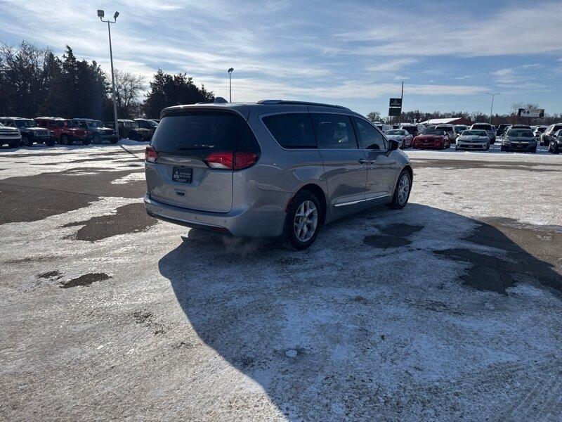 Thumbnail image of 2017 Chrysler Pacifica at ACE AUTO SALES
