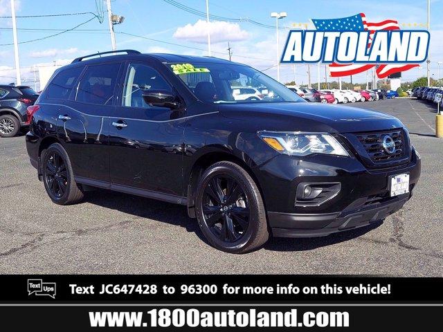 Thumbnail image of 2018 Nissan Pathfinder at Autoland USED