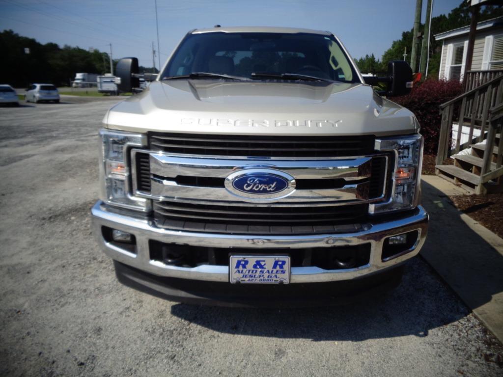 Thumbnail image of 2018 Ford F-250 Super Duty at R & R Auto Sales