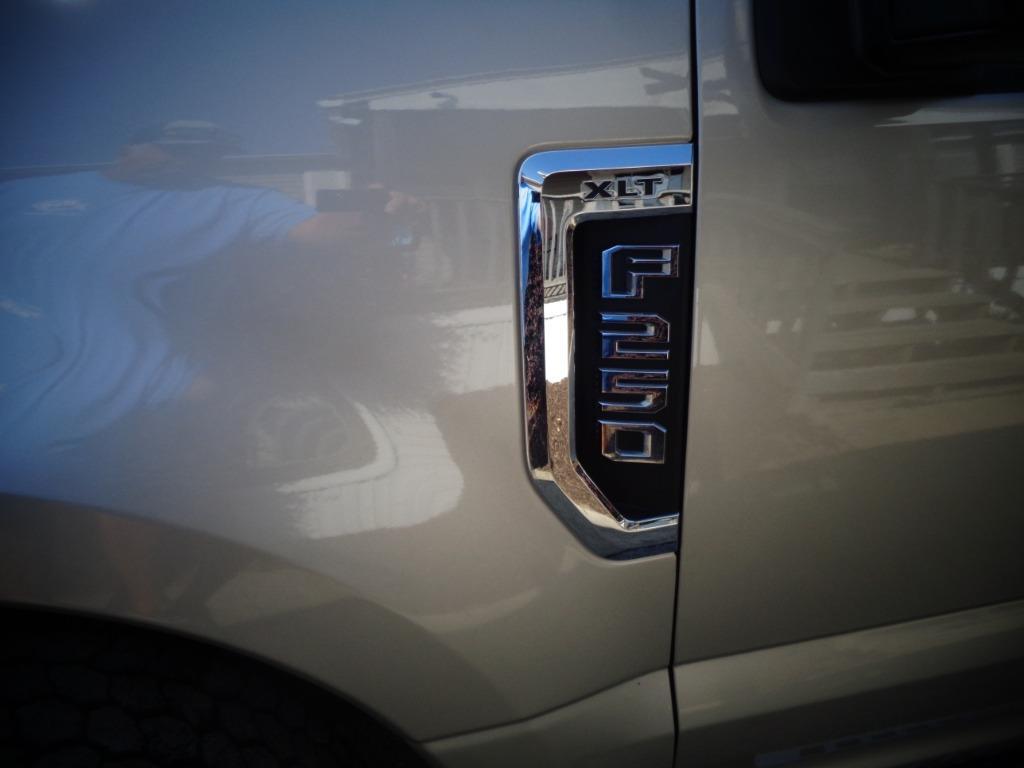 Thumbnail image of 2018 Ford F-250 Super Duty at R & R Auto Sales
