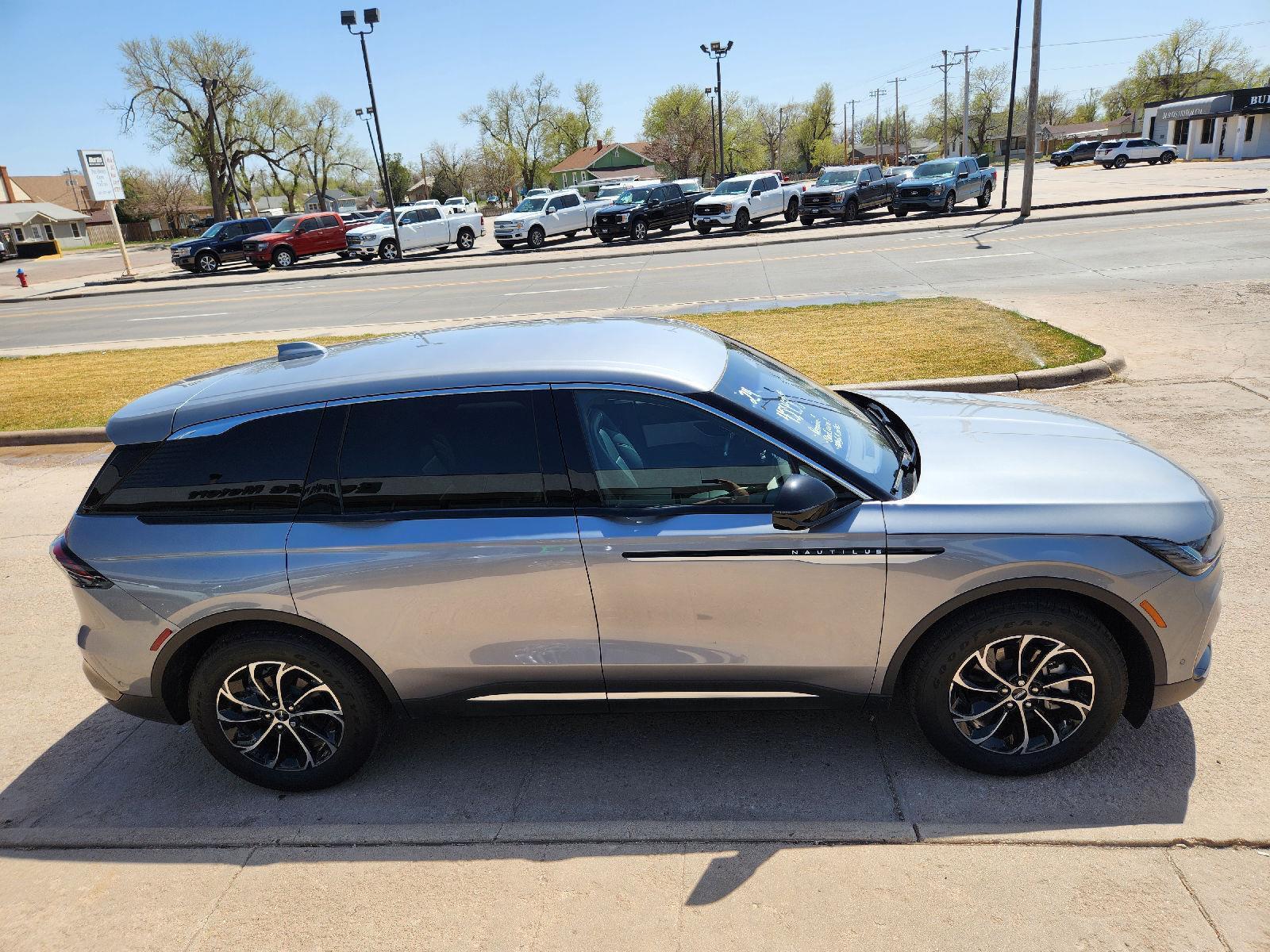 Thumbnail image of 2024 Lincoln Nautilus at Burtis Motor Co.