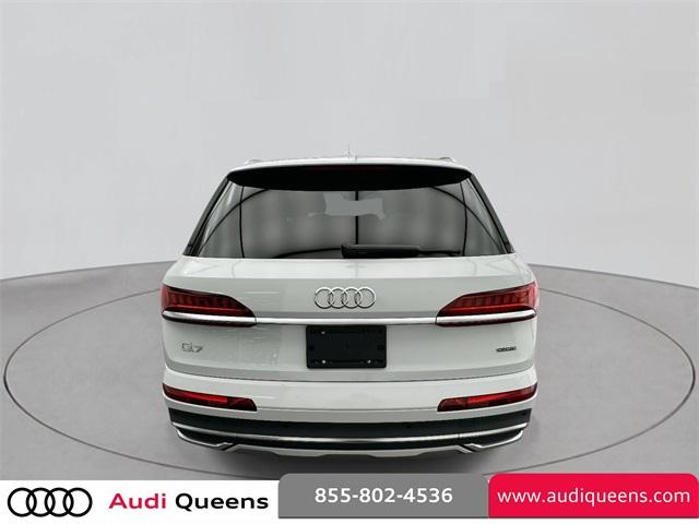 Thumbnail image of 2022 Audi Q7 at Audi Queens