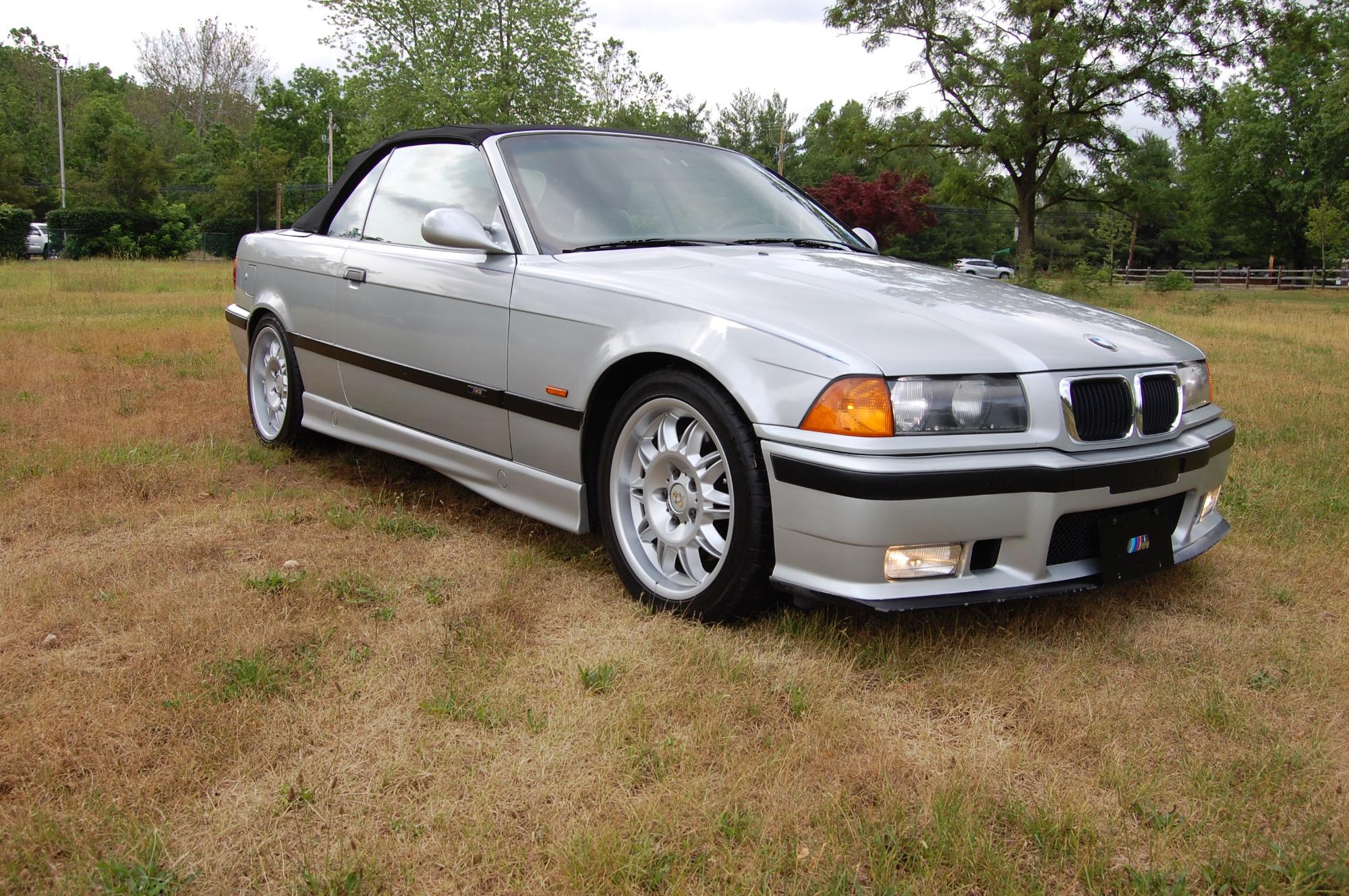 Thumbnail image of 1998 BMW M3 at New Hope Auto Sales