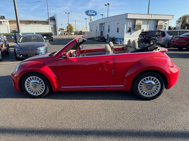 Thumbnail image of 2015 Volkswagen Beetle Convertible at Gordie Boucher Ford Lincoln Of Janesville