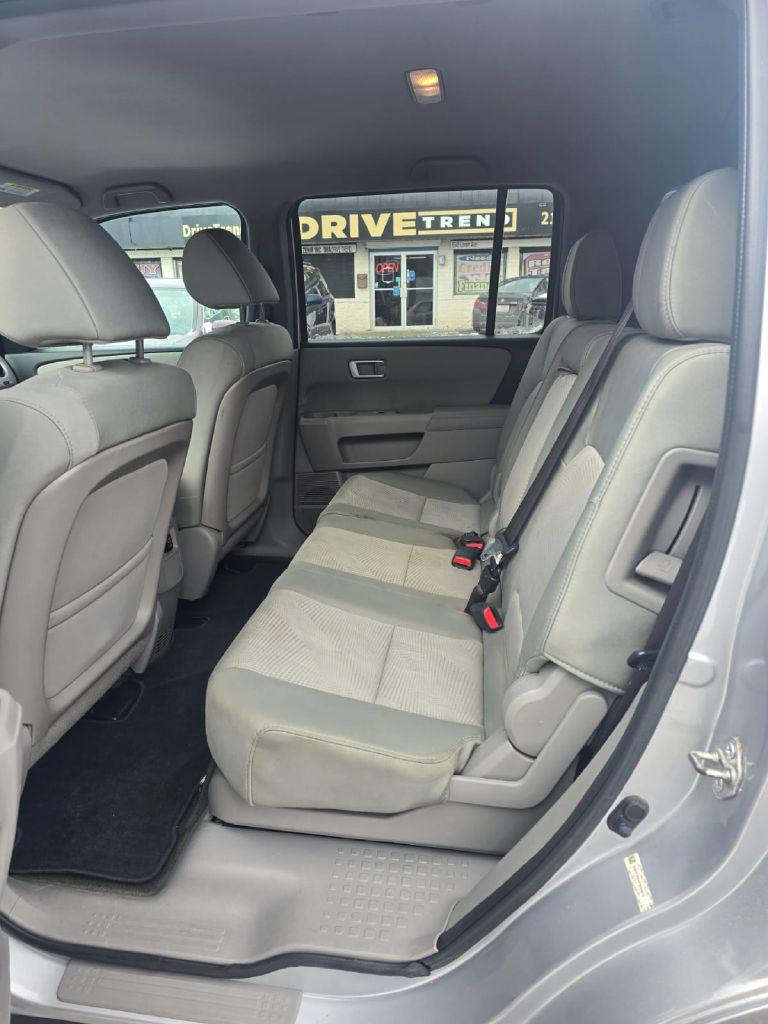 Thumbnail image of 2015 Honda Pilot at DRIVE TREND