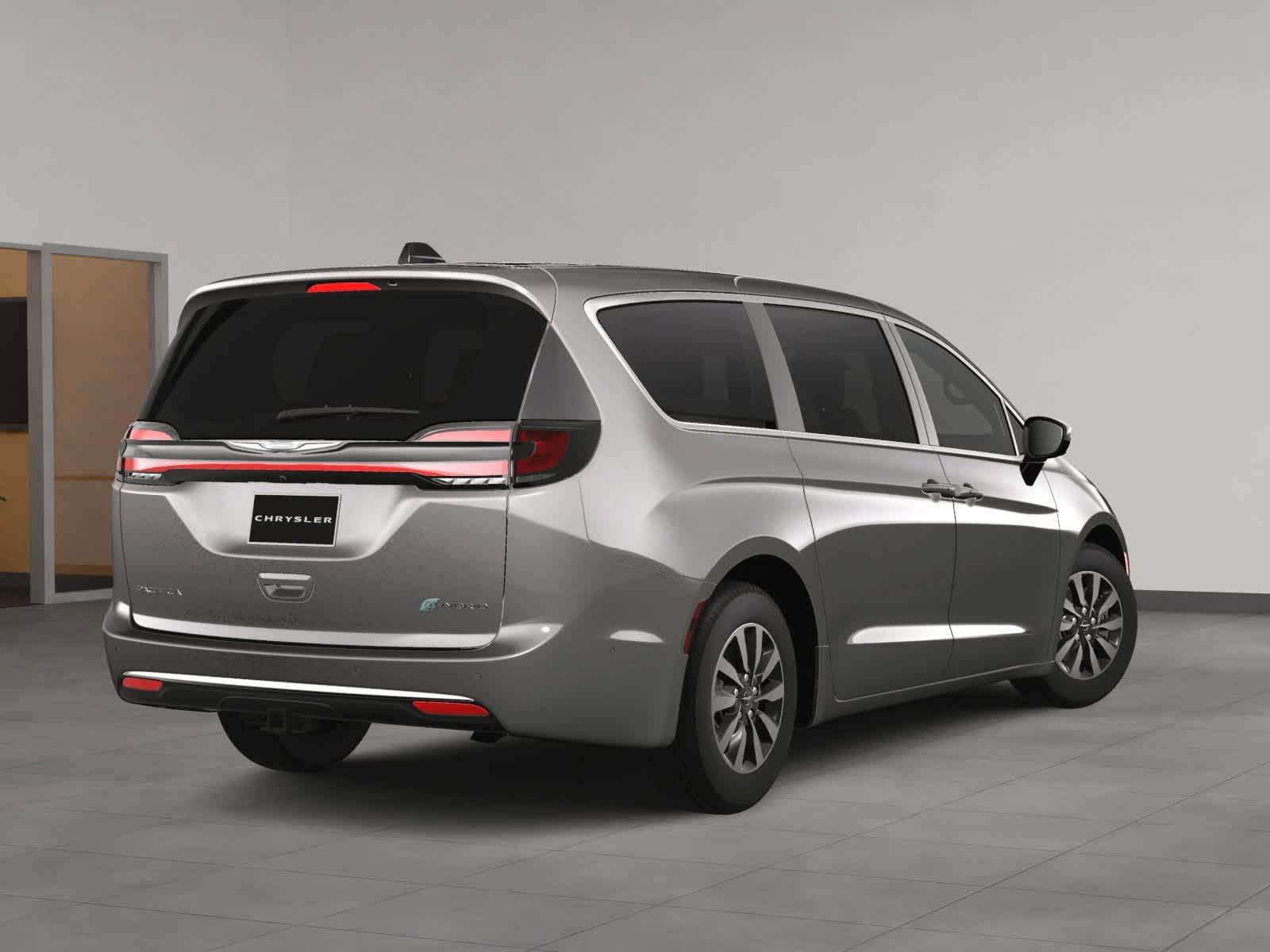 Thumbnail image of 2025 Chrysler Pacifica Plug-In Hybrid at Suburban Chrysler Dodge Jeep Ram of Troy