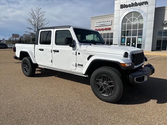 Thumbnail image of 2024 Jeep Gladiator at Blackburn Motor Co