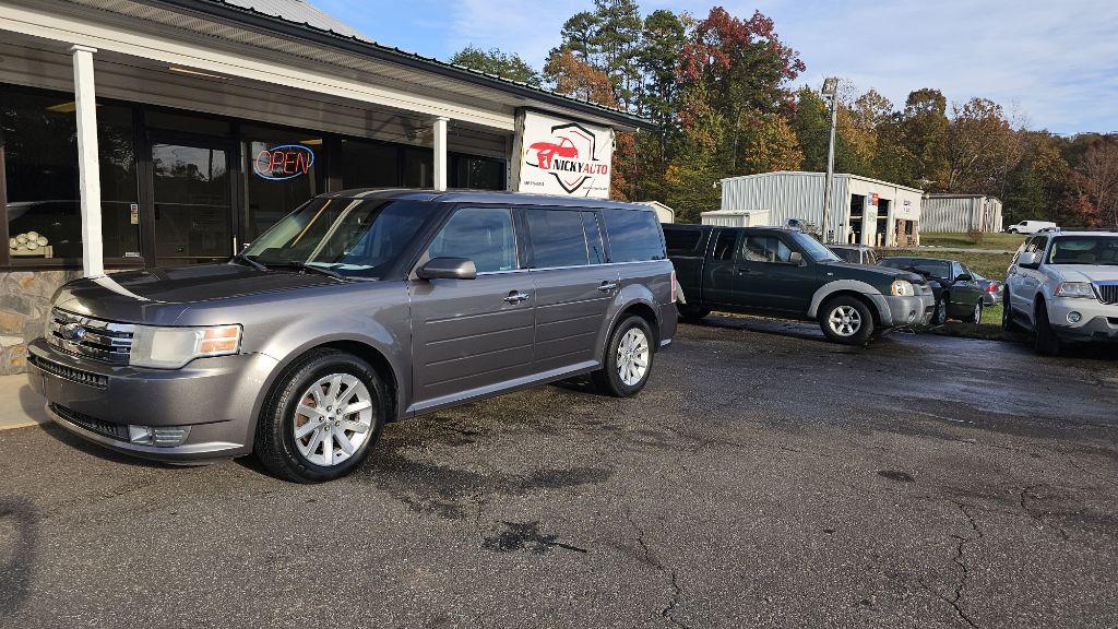 Thumbnail image of 2009 Ford Flex at NICKY AUTO LLC