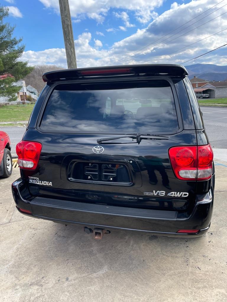 Thumbnail image of 2006 Toyota Sequoia at B & D TRUCK SALES