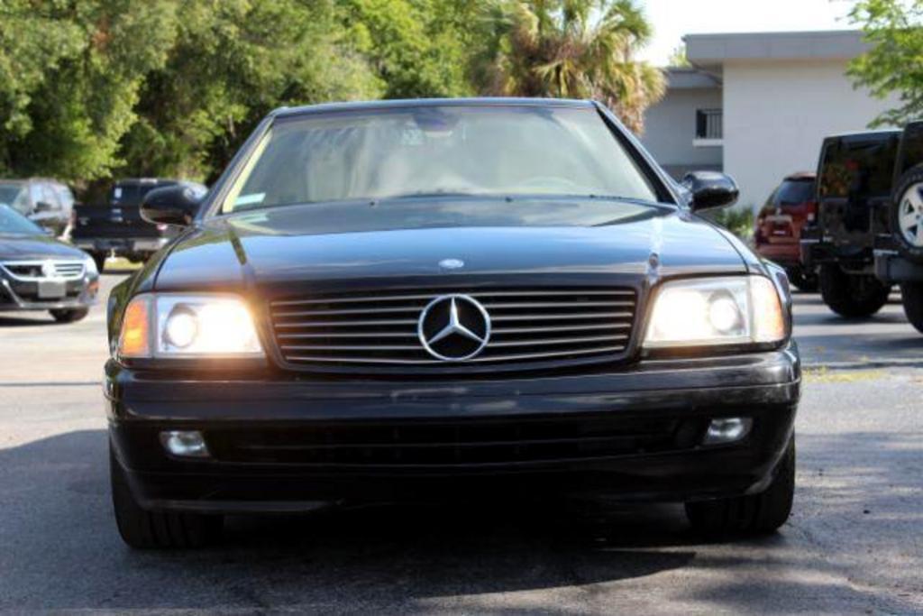Thumbnail image of 1999 Mercedes-Benz SL-Class at Gator City Motors, Inc.
