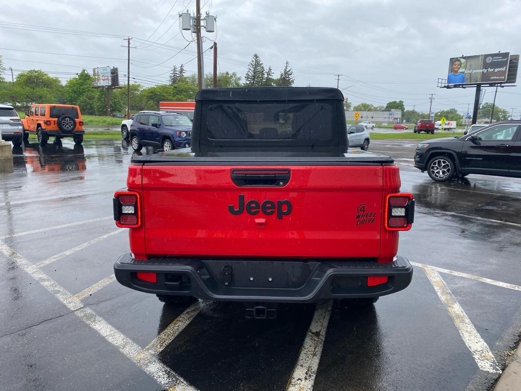 Thumbnail image of 2024 Jeep Gladiator at Fredonia Chrysler, Dodge & Jeep
