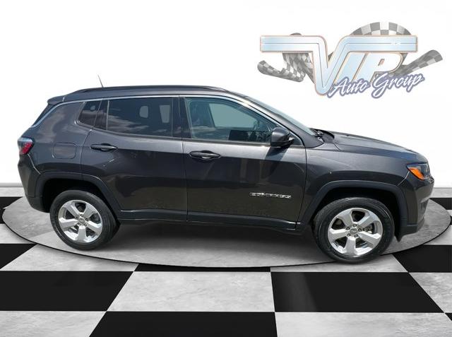 Thumbnail image of 2018 Jeep Compass at Garden City Chrysler Jeep Dodge - Used