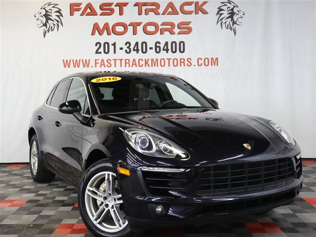 Thumbnail image of 2016 Porsche Macan at Fast Track Motors