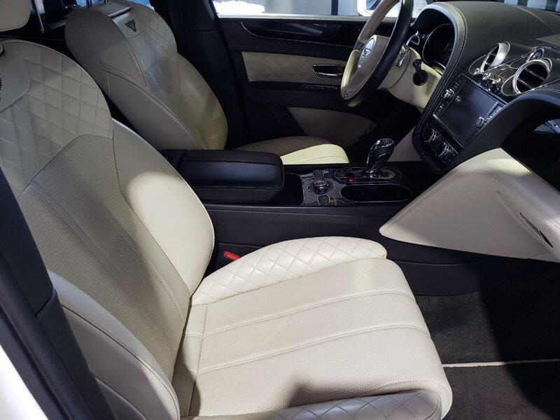 Thumbnail image of 2018 Bentley Bentayga at Autosport of Boca Raton, FL