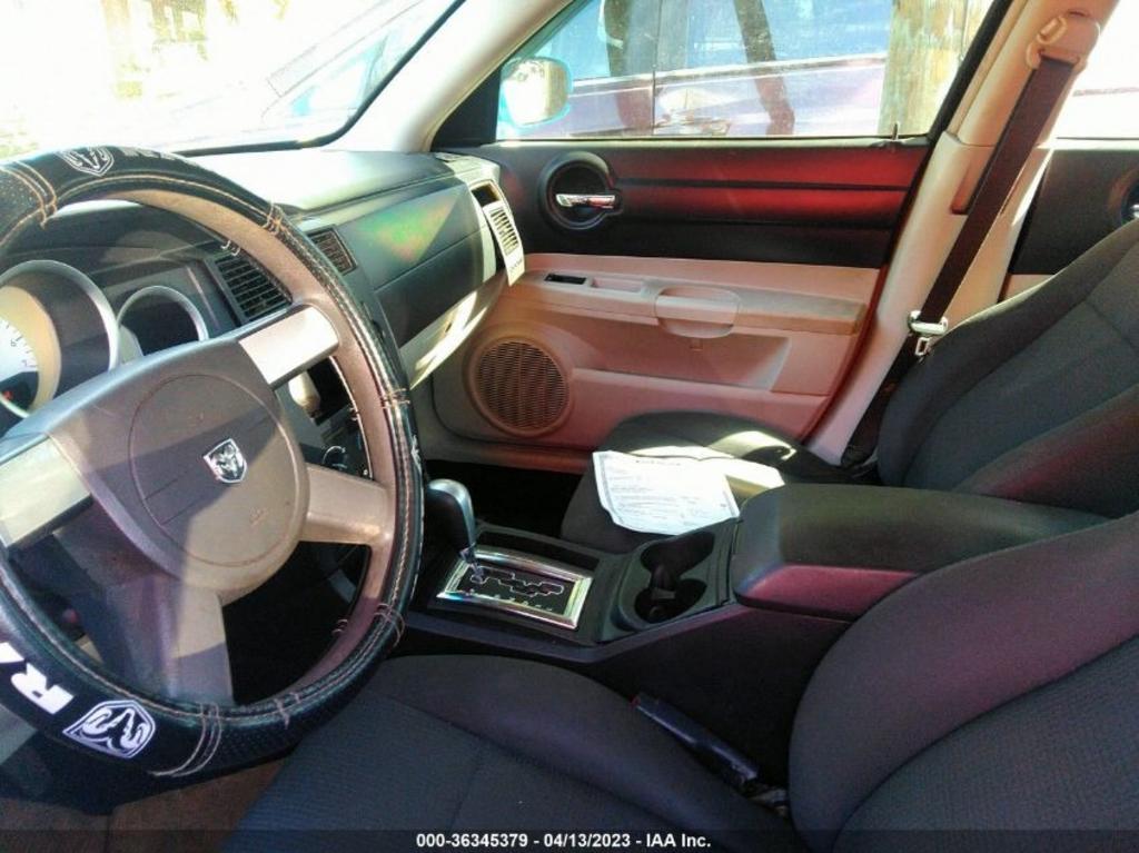 Thumbnail image of 2007 Dodge Charger at Thomas Family Auto LLC