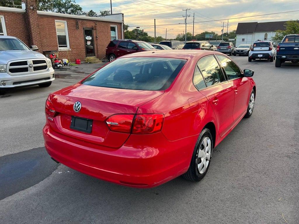 Thumbnail image of 2013 Volkswagen Jetta at MASTER CARS INC