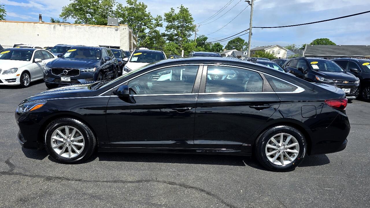 Thumbnail image of 2018 Hyundai SONATA at Front Line Auto Sales
