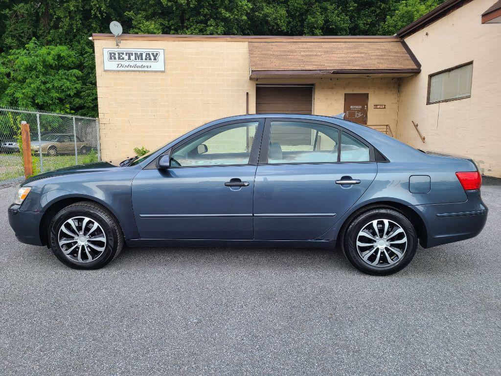 Thumbnail image of 2010 Hyundai SONATA at Raul's Auto Sales
