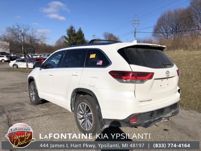 Thumbnail image of 2018 Toyota Highlander at LaFontaine Kia
