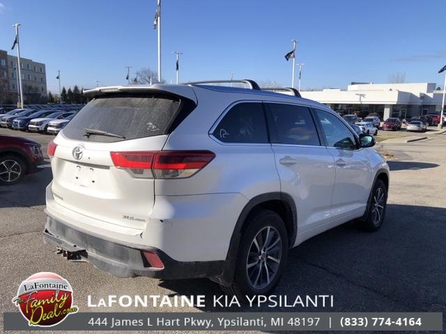 Thumbnail image of 2018 Toyota Highlander at LaFontaine Kia