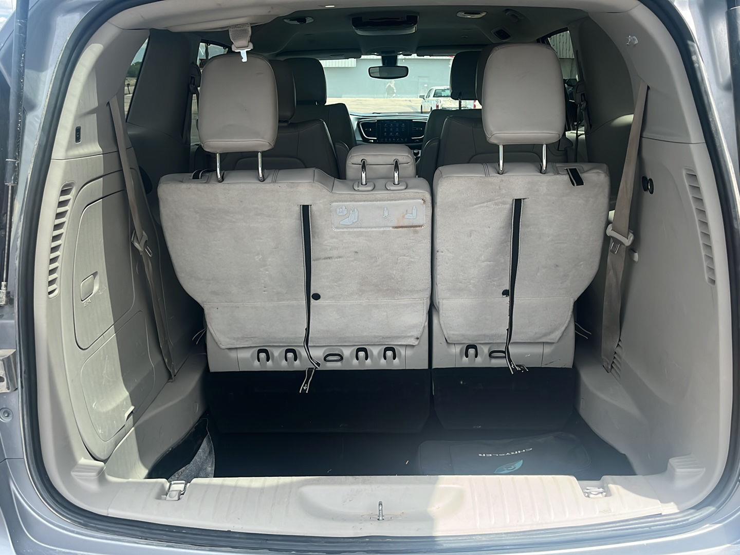 Thumbnail image of 2018 Chrysler Pacifica Hybrid at Janssen Buick GMC