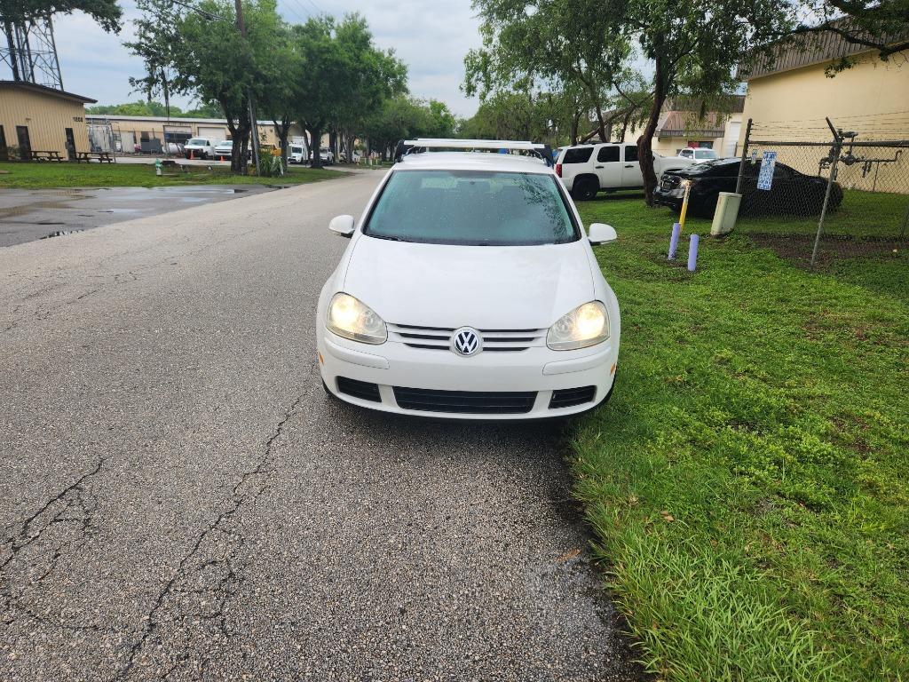 Thumbnail image of 2009 Volkswagen Rabbit at Best Auto Exchange