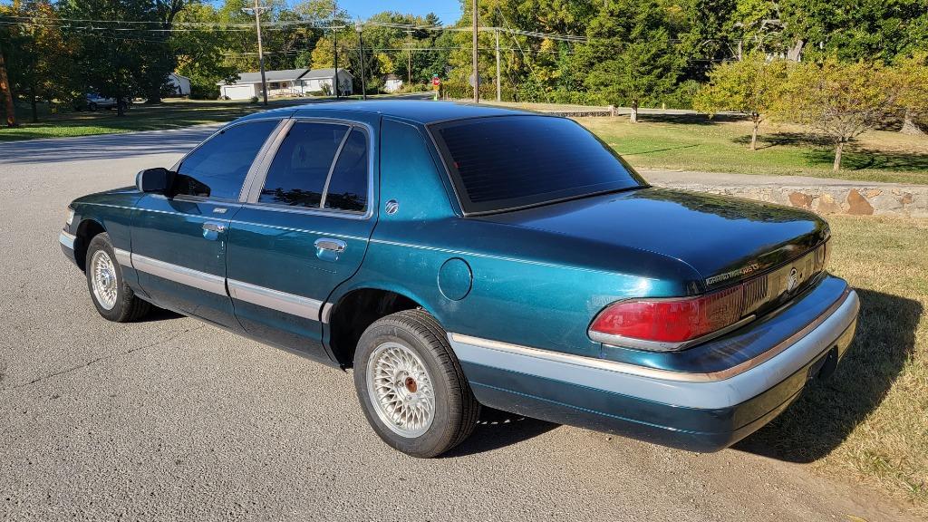 Thumbnail image of 1994 Mercury Grand Marquis at 417AutoLand.com of Springfield, MO