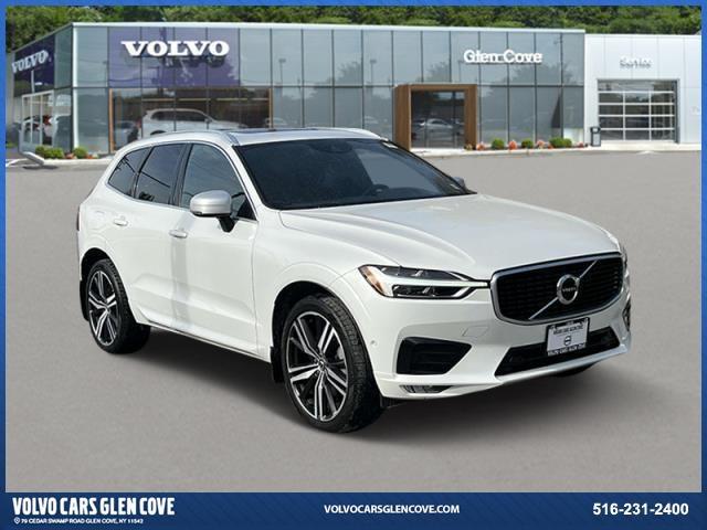 Thumbnail image of 2025 Volvo XC40 at Glen Cove Volvo