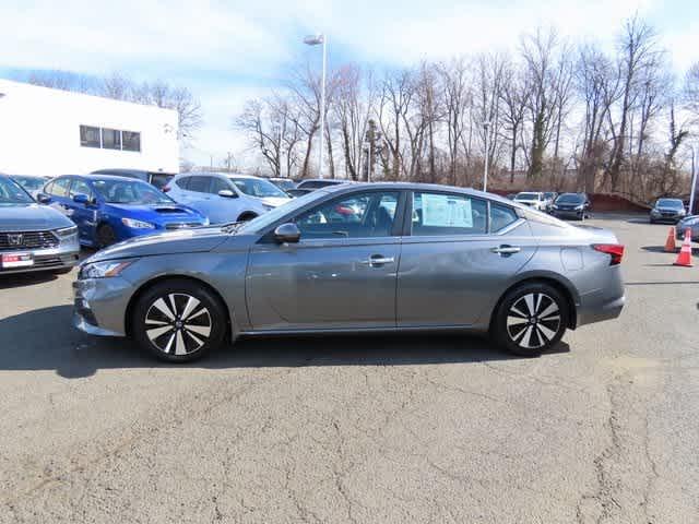 Thumbnail image of 2021 Nissan Altima at DCH Honda of Nanuet