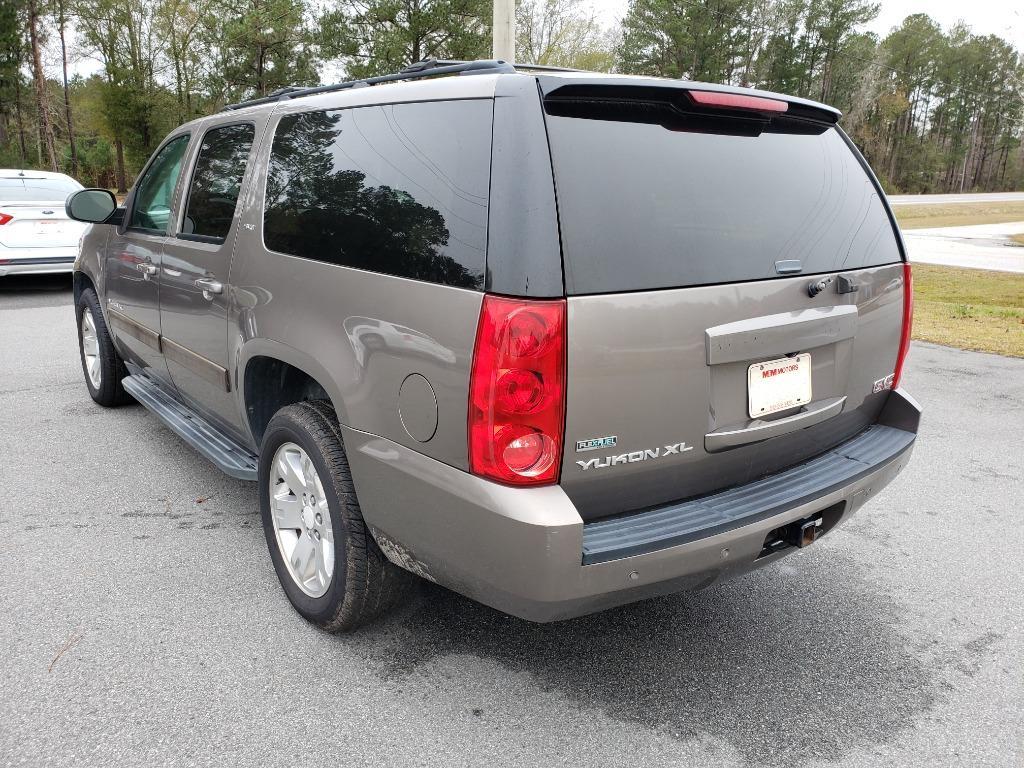 Thumbnail image of 2012 GMC Yukon XL at M & M Motors