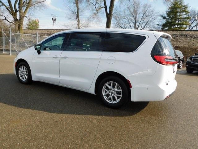 Thumbnail image of 2025 Chrysler Pacifica at Wetzel Chrysler Jeep Dodge Ram