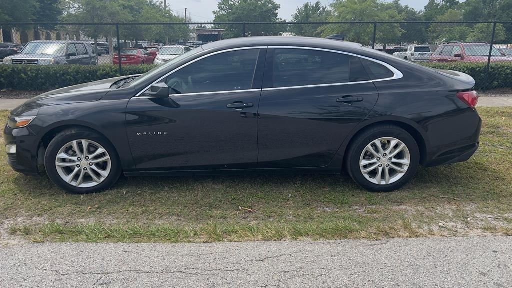 Thumbnail image of 2020 Chevrolet Malibu at Mon’s Auto Sales Inc.