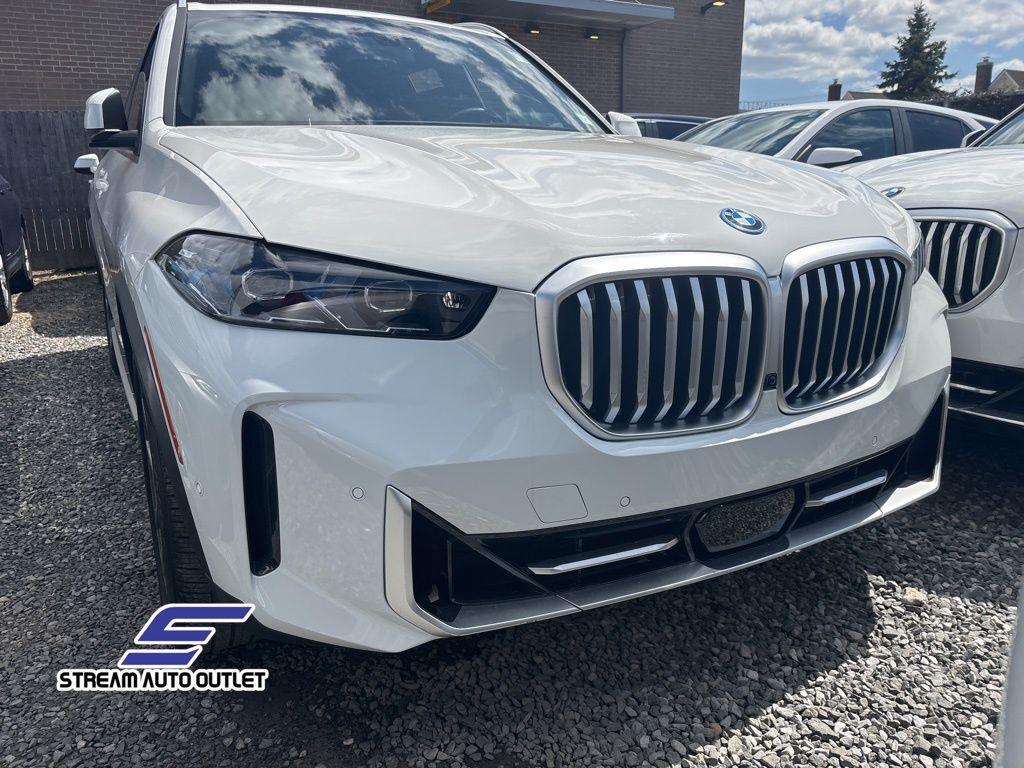Thumbnail image of 2025 BMW X5 at STREAM AUTO OUTLET