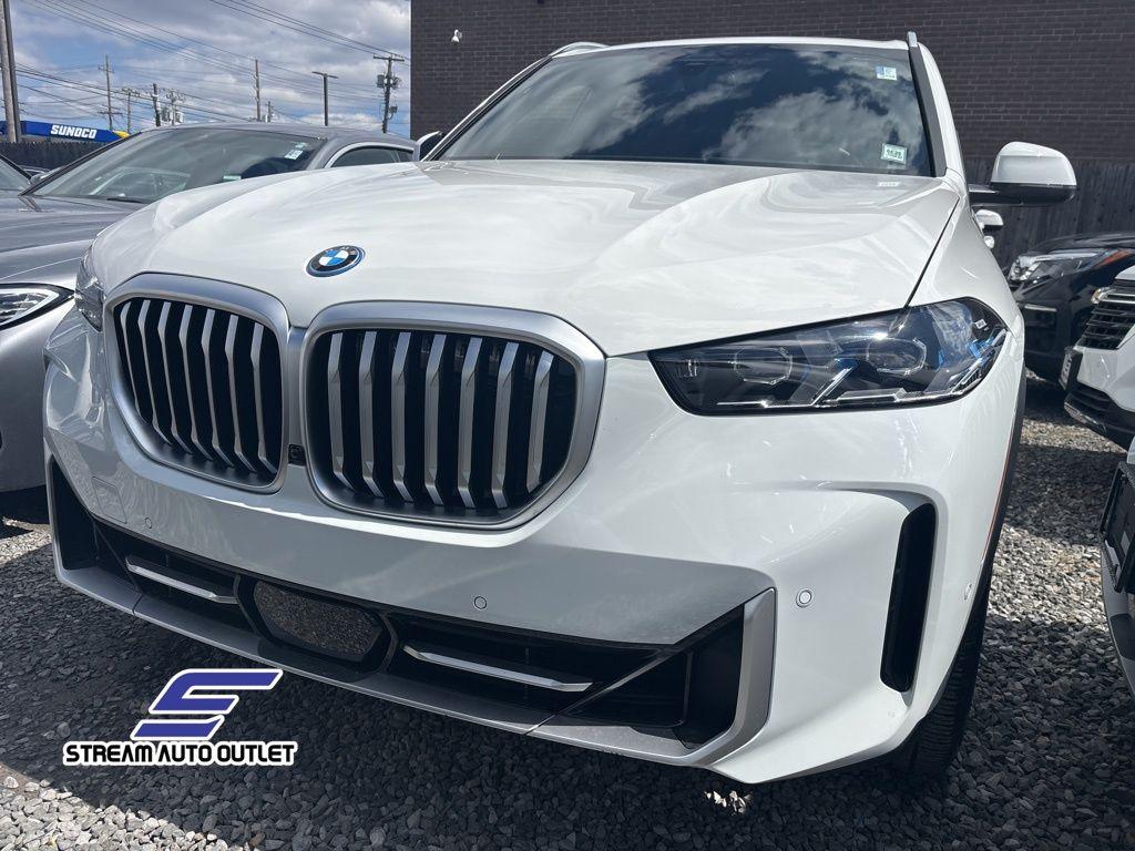 Thumbnail image of 2025 BMW X5 at STREAM AUTO OUTLET