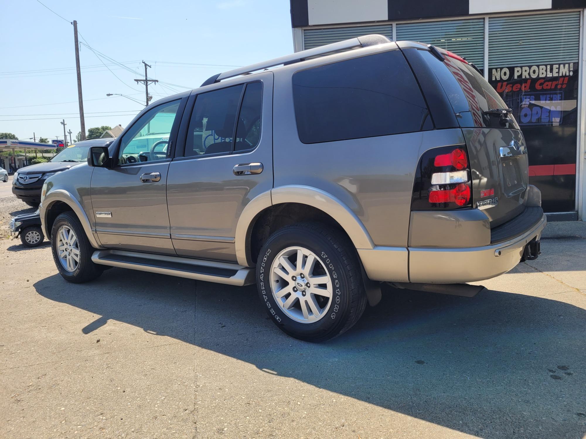 Thumbnail image of 2006 Ford Explorer at West 40 Auto Sales