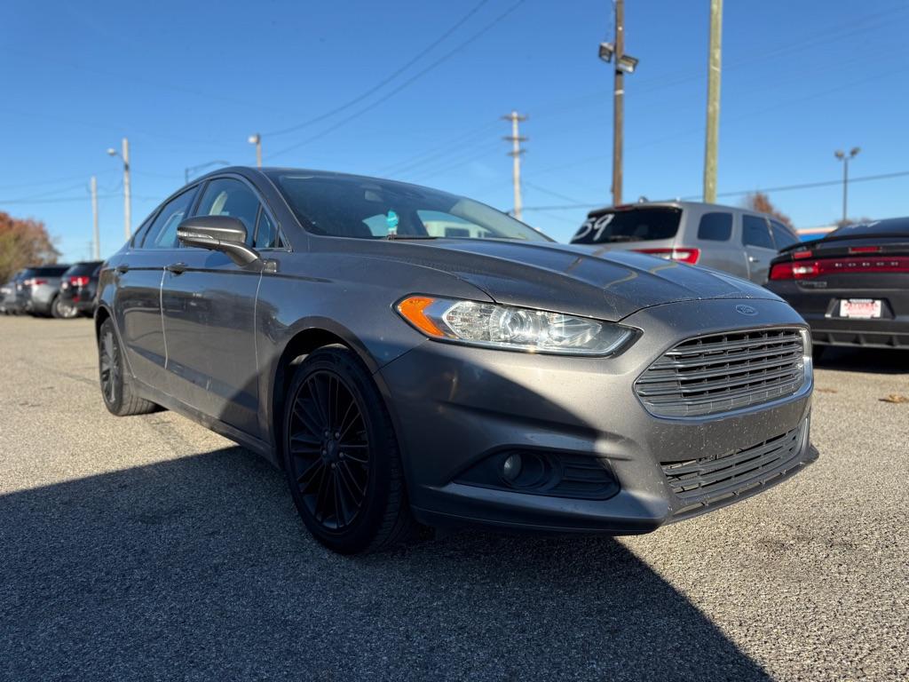 Thumbnail image of 2014 Ford Fusion at NATIONAL AUTO SALES EAST LLC