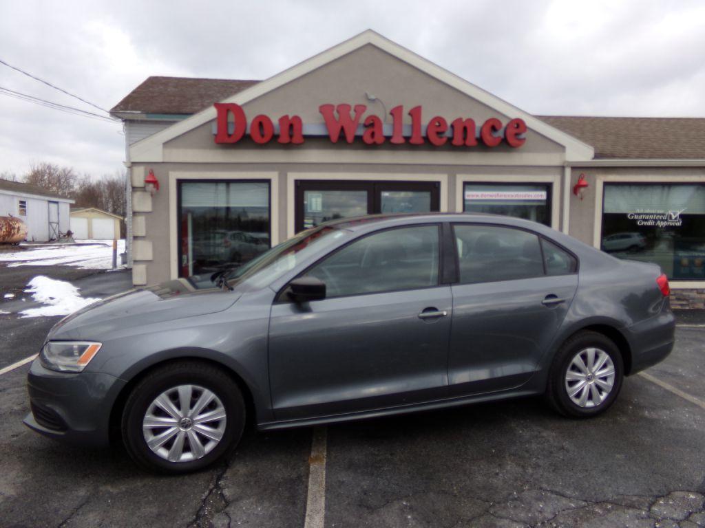 Thumbnail image of 2013 Volkswagen Jetta at DON WALLENCE AUTO SALES INC