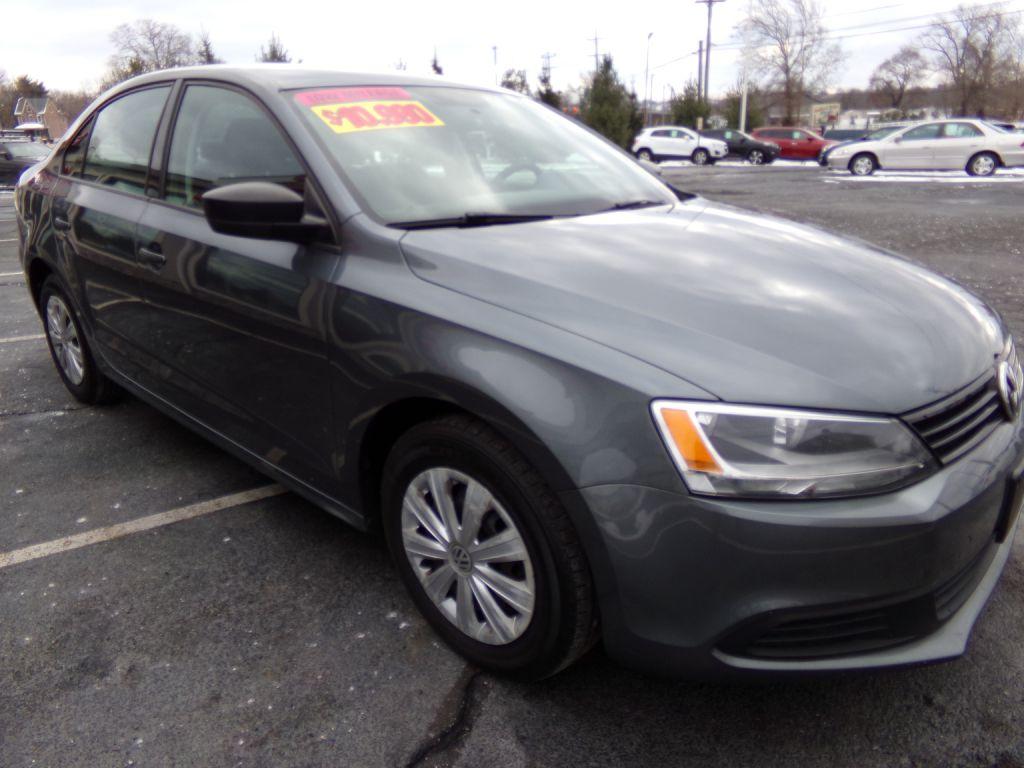 Thumbnail image of 2013 Volkswagen Jetta at DON WALLENCE AUTO SALES INC