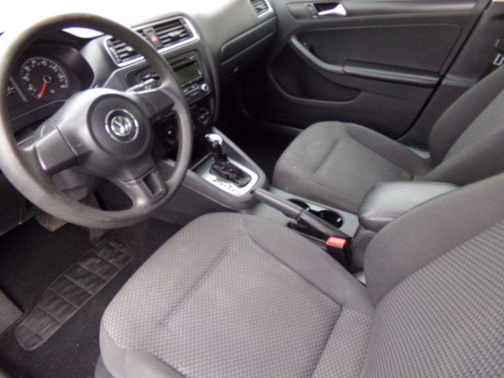 Thumbnail image of 2013 Volkswagen Jetta at DON WALLENCE AUTO SALES INC